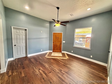 609 N C St, McAlester, OK 74501 - photo 6