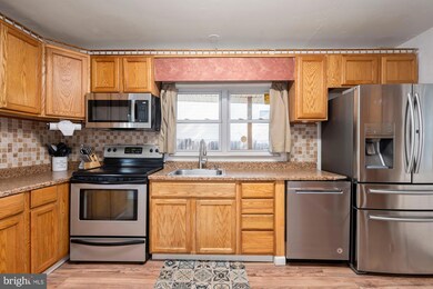 765 204th St, Pasadena, MD 21122 - photo 6