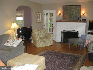 3610 Farragut Ave, Kensington, MD 20895 - photo 4