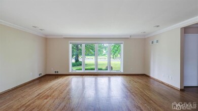 428 E Middlesex Ave, Woodbridge, NJ 07095 - photo 7