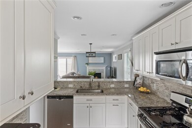42 E Bowery St, Newport, RI 02840 - photo 3