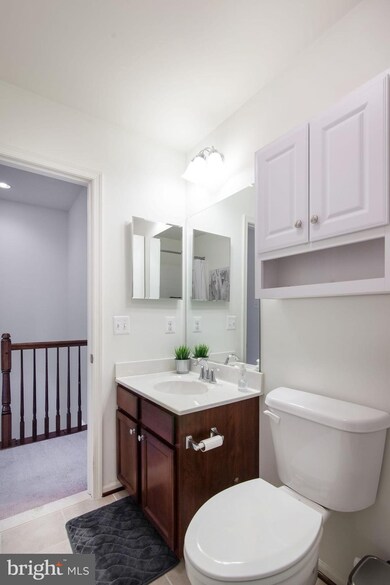 8044 Wright Place unit 104, Jessup, MD 20794 - photo 5