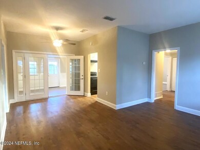 1703 Hazelhurst Dr, Jacksonville, FL 32216 - photo 4