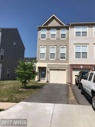 15736 John Diskin Cir, Woodbridge, VA 22191 - photo 3