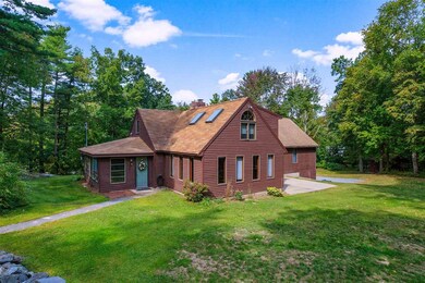 266 Mammoth Rd, Pelham, NH 03076 - photo 3