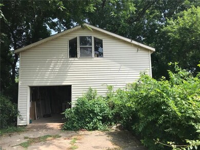 24 E Severn St, Shawnee, OK 74801 - photo 3