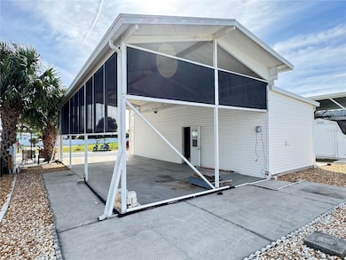 35103 Jade Dr, Zephyrhills, FL 33541 - photo 5