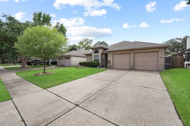8539 Sparkling Springs Dr, Houston, TX 77095 - photo 2