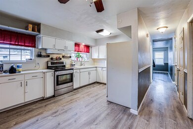 773 Treadwell Dr, Hurst, TX 76053 - photo 6