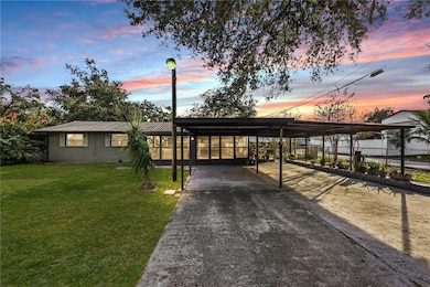 12031 E Old Hillsborough Ave, Seffner, FL 33584 - photo 2