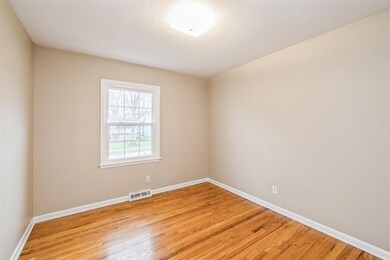 2115 47th St, Des Moines, IA 50310 - photo 7