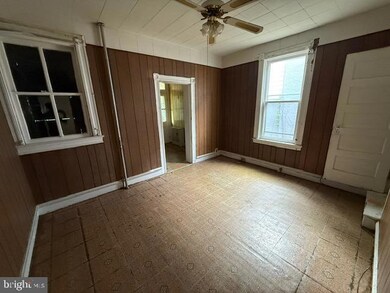 605 N Loudon Ave, Baltimore, MD 21229 - photo 7