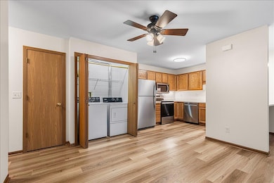 831 Devonshire Ln unit D, West Bend, WI 53090 - photo 7