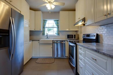 The U-shaped kitchen offers maximum efficiency.