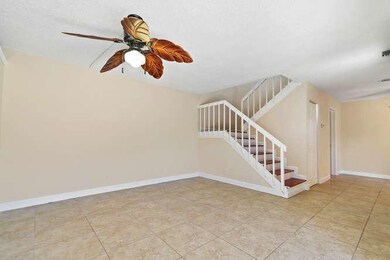1694 Forest Lakes Cir-small-003-001-Livi