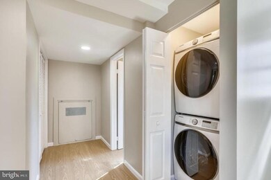 4208 Bel Pre Rd, Rockville, MD 20853 - photo 4