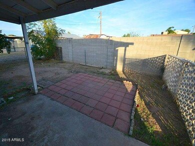 023-247996-back-yard-3