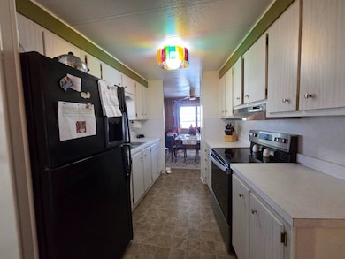 7499 46th Ave N unit 58, Saint Petersburg, FL 33709 - photo 2