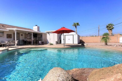 Pool2