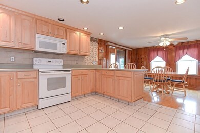 9 Union St, Milford, MA 01757 - photo 5