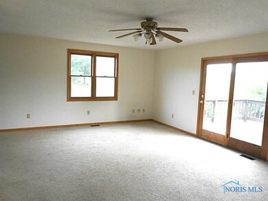 307 W Bigelow Ave, Findlay, OH 45840 - photo 2