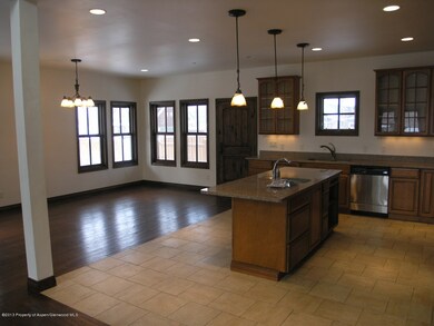 213 Juniper - kitchen-dining (2)