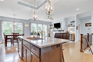 4506 Lakecrest Dr, Shawnee, KS 66218 - photo 6