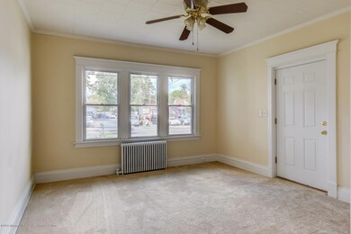 710 King Georges Rd Woodbridge-large-008