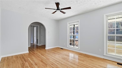 3501 Bennett Dr, Fayetteville, NC 28301 - photo 5