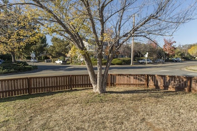 2801 Shasta View Dr, Redding, CA 96002 - photo 2
