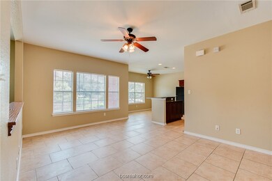 1811 George Bush Dr E unit 123, College Station, TX 77840 - photo 3