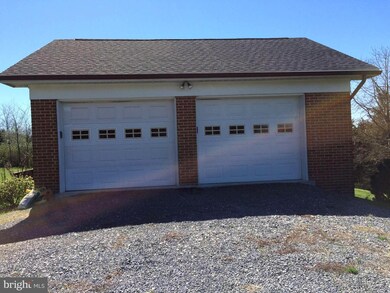 242 Old Plantation Ln, Stephens City, VA 22655 - photo 3