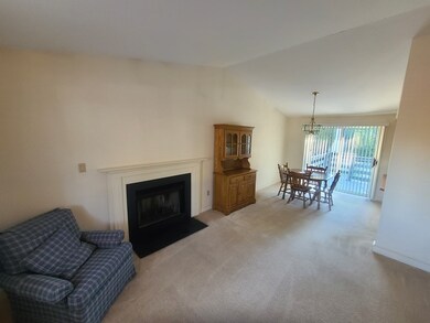 925 Crane Ave S unit 2, Taunton, MA 02780 - photo 6