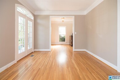 All hardwood floors were re-finished in 2013!