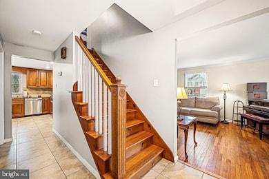 2002 Evergreen Dr, Perkasie, PA 18944 - photo 4