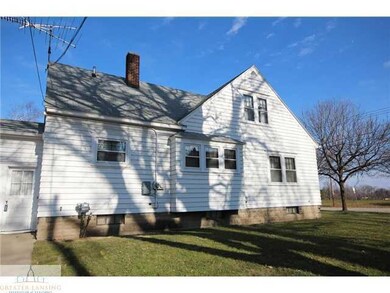 935 Princeton Ave, Lansing, MI 48915 - photo 3