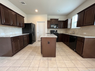 117 Leather Oak Loop, San Marcos, TX 78666 - photo 4