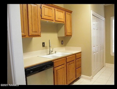 121 Jo Mar Kitchen