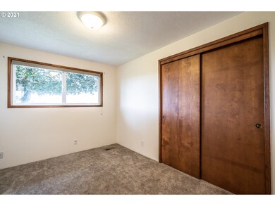 9657 S Kraxberger Rd, Canby, OR 97013 - photo 7