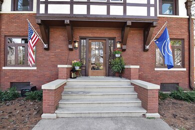 1120 W Downer Place, Aurora, IL 60506 - photo 2