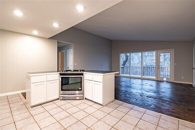 13 Bewdley Cir, Bella Vista, AR 72714 - photo 2