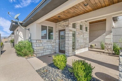 3352 S Pecos Dr, Washington, UT 84780 - photo 4