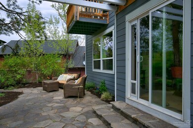 2059 NW Shevlin Crest Dr, Bend, OR 97701 - photo 4