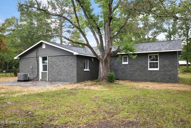 9001 Graham Rd, Moss Point, MS 39562 - photo 2