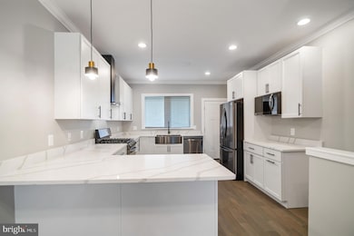 102 N Linwood Ave, Baltimore, MD 21224 - photo 5