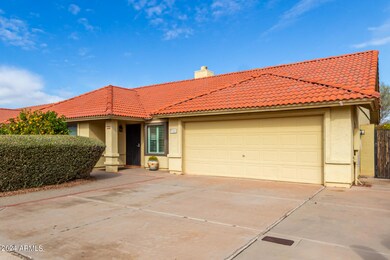 5828 E Enrose St, Mesa, AZ 85205 - photo 3