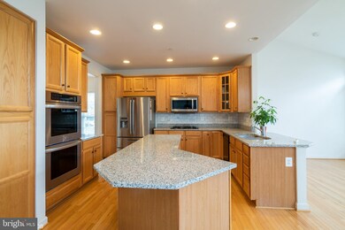 13231 Dutrow Dr, Clarksburg, MD 20871 - photo 3