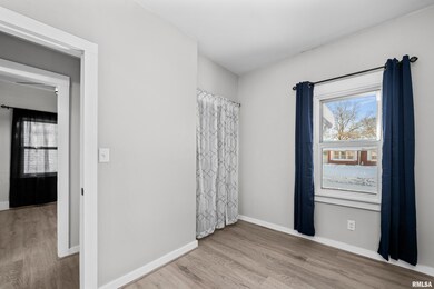 2027 44th St, Rock Island, IL 61201 - photo 6