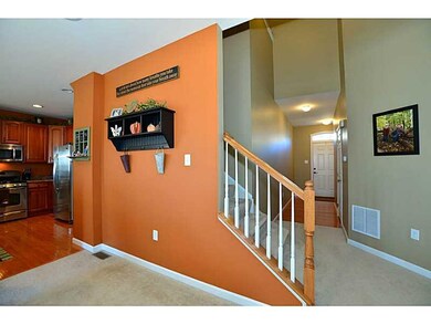 Entry/Foyer.