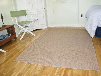 Riverfront Essex House